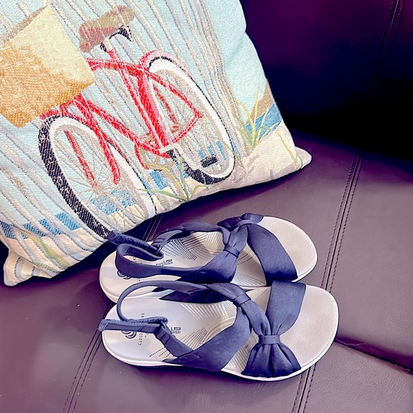 »-Clarks-»Cloudstepper Adjust Strappy Cloth Sandal Platform OpenToe Soft… - Picture 4 of 16